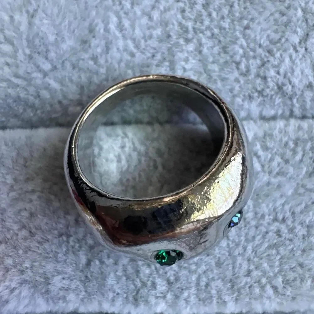 Source Unknown silver ring